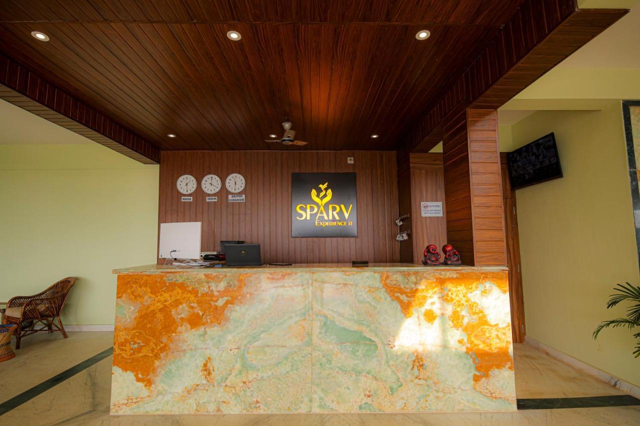 Sparv Aulakhs Resort Mandrem Bagian luar foto